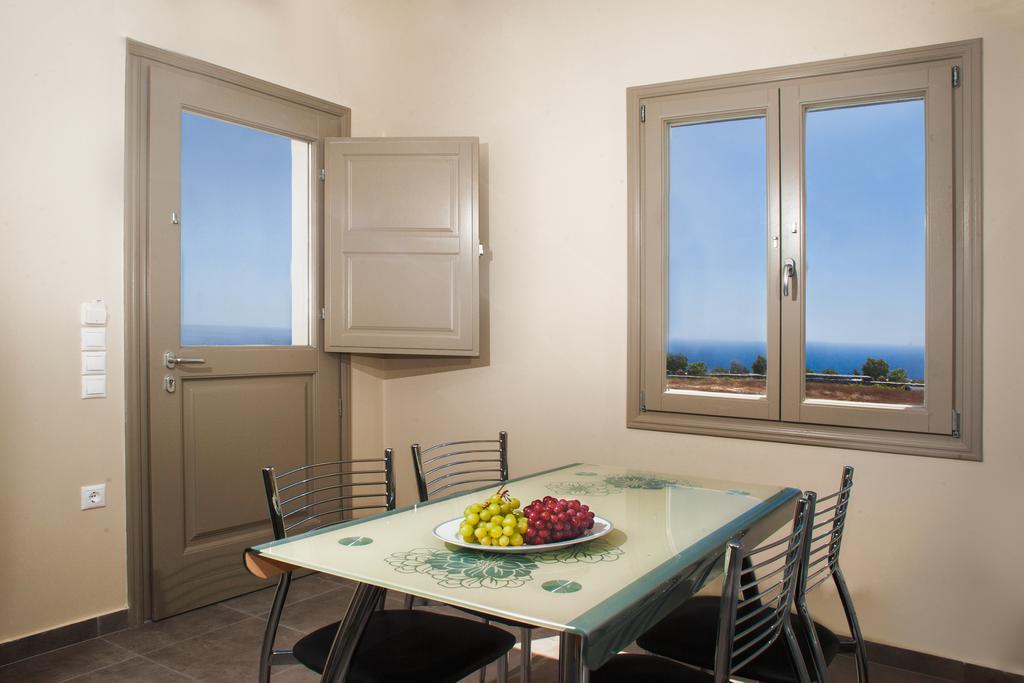 Santa Rinoula Suites Sea Sunset Views Adults Only Megalochori  Exterior foto